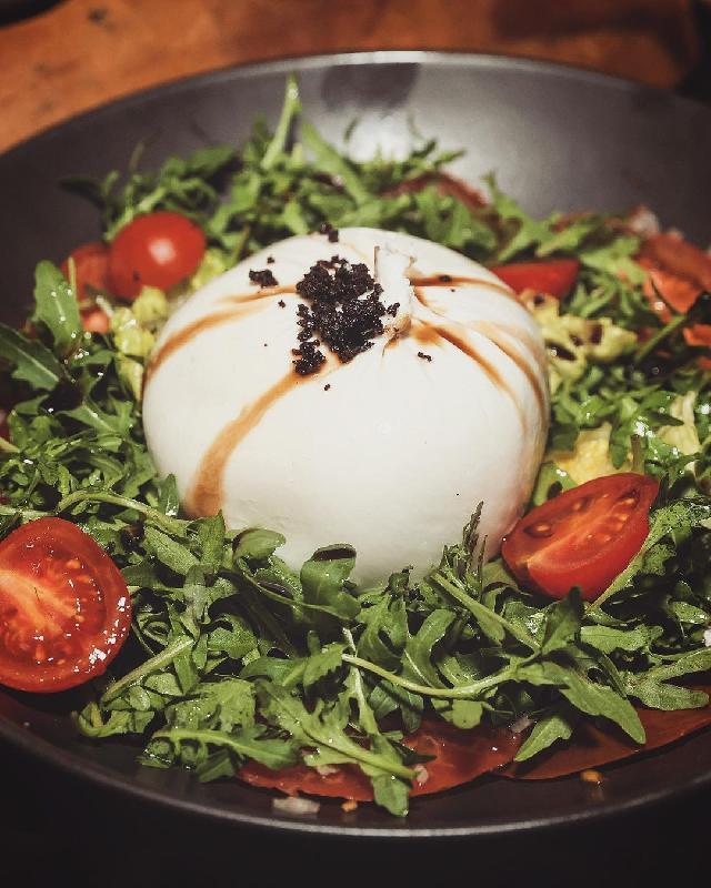 Burrata (GF, D) 