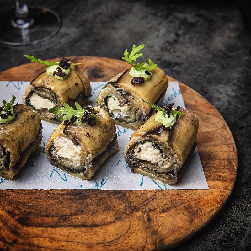 Rolls from my grand'ma, eggplant, emmental, garlic (V, D, GF) 
