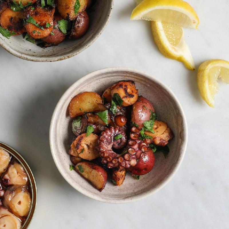 Octopus, potatoes, pequillos sauce (S, D) 