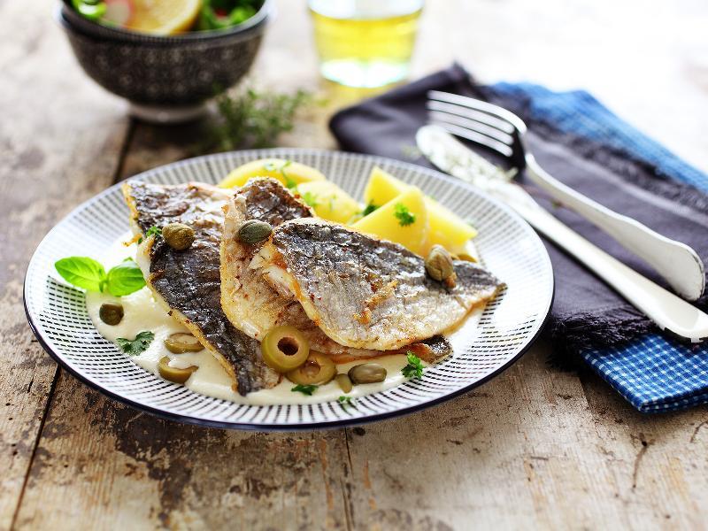 Sea bream flet, white yogurt, olive with sauce vierge (GF, D) 