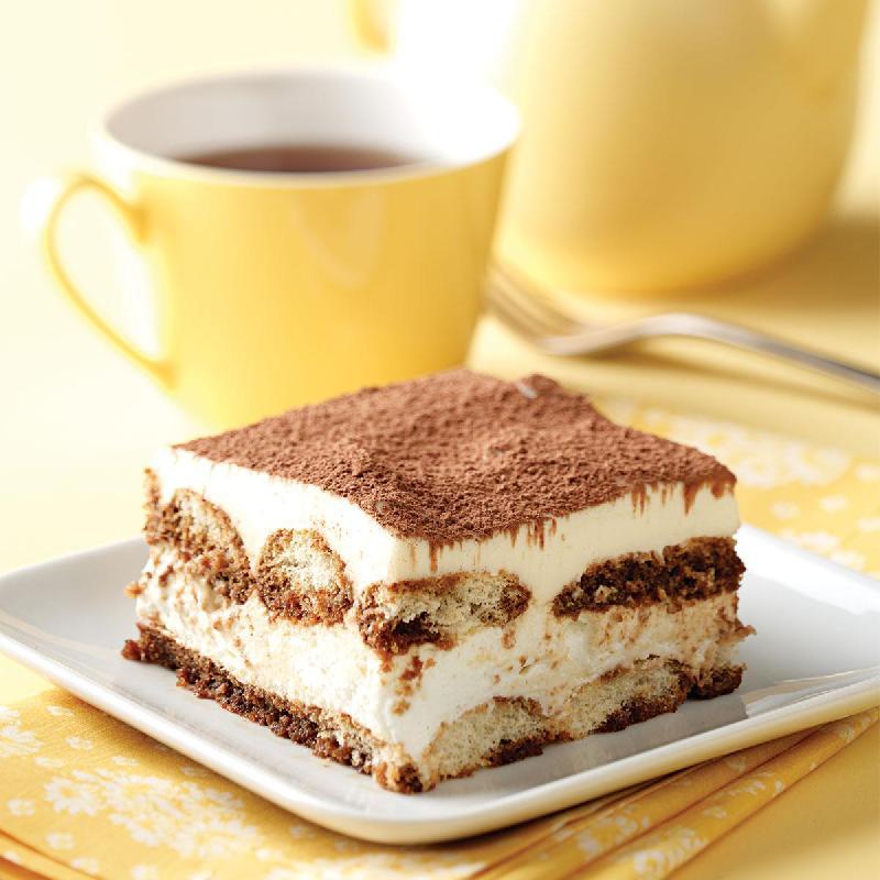 Tiramisu with ice cream