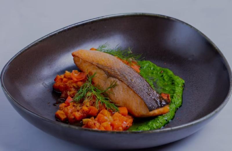 Salmone con Caponata
