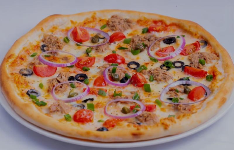 Tuna Pizza