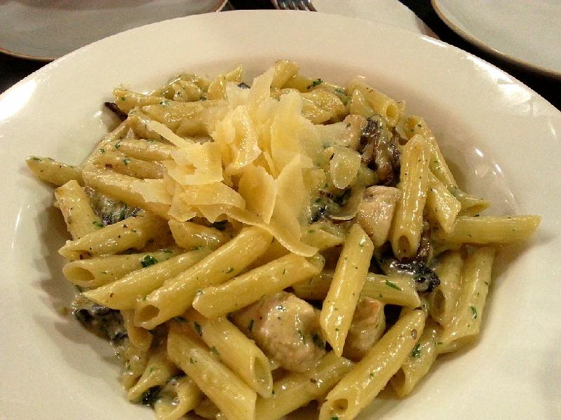 Polo con fungi