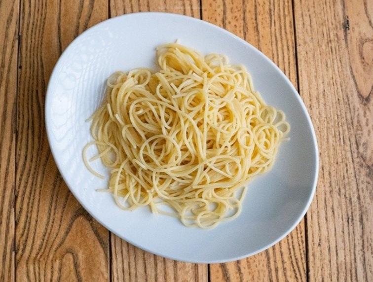 Spagetti (pasta) 