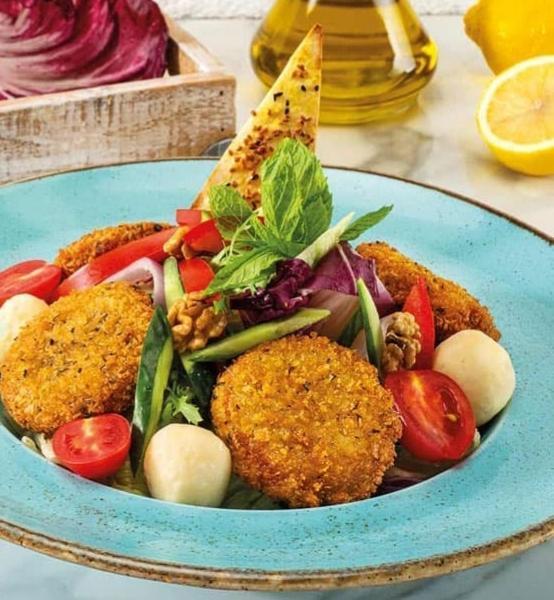 Falafel Salatı
