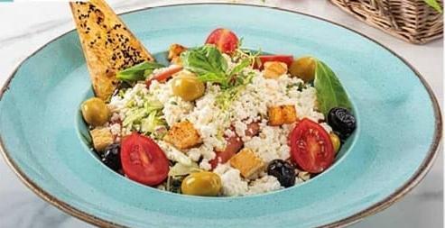 Panzanella Salatı
