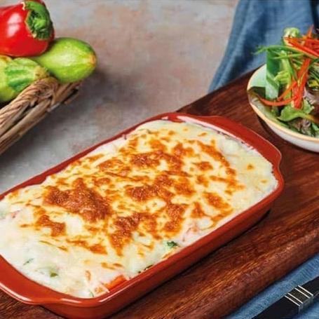 Vegeteryan Beşamel Souslu Tərəvəz 