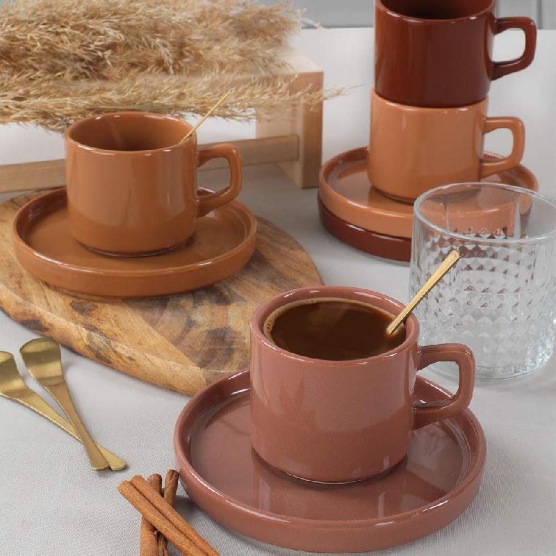 Karamel Çayı 
