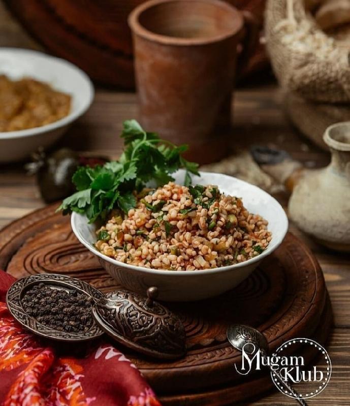 Kısır salatı