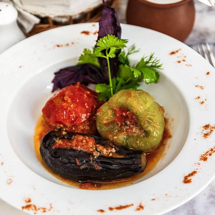 Dolma 3 bacı