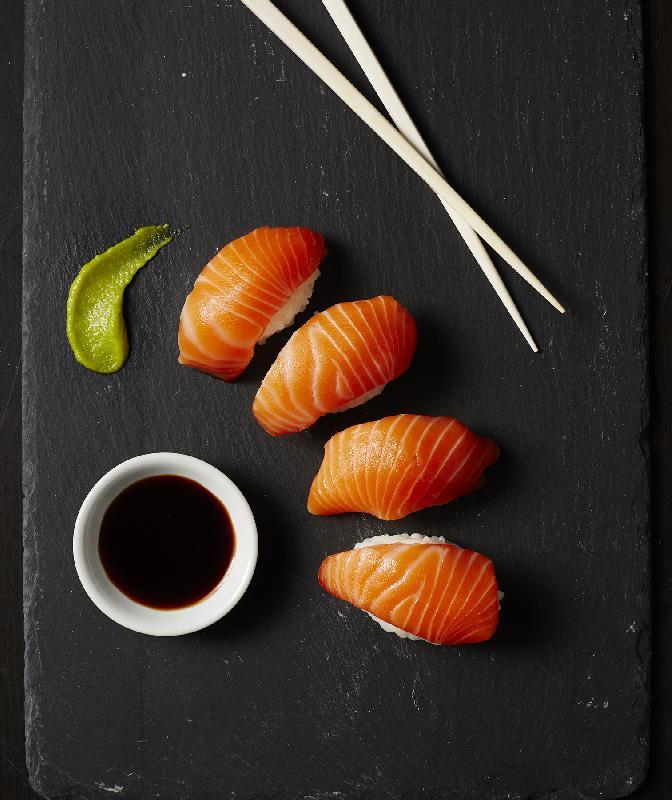 Sake nigiri