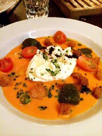 Buratta salmorejo