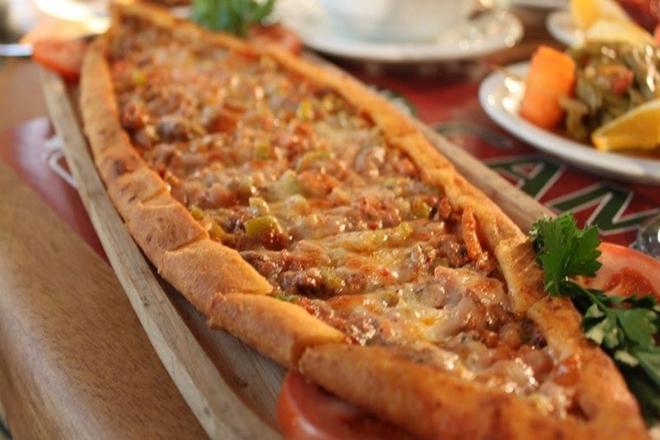 Tərəvəzli Pide 