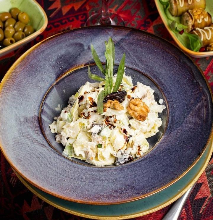 Qara gavalı salatı