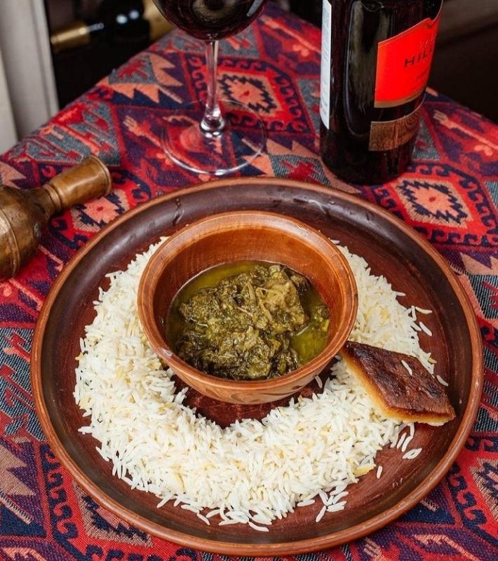 Plov səbzi qovurma