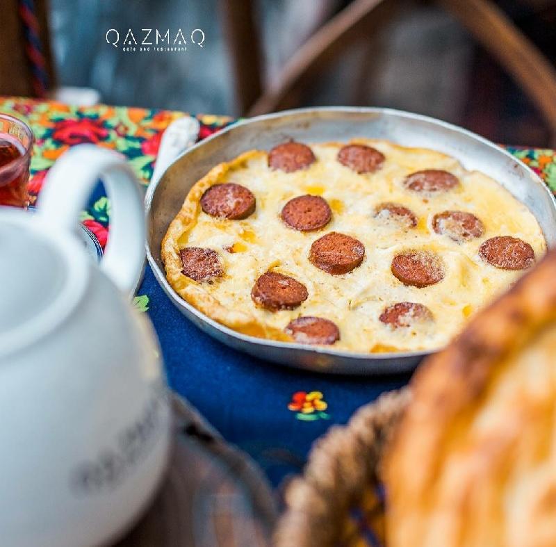 Sosiskalı omlet