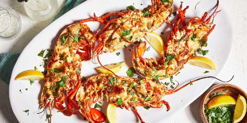Lobster özəl sousunda 