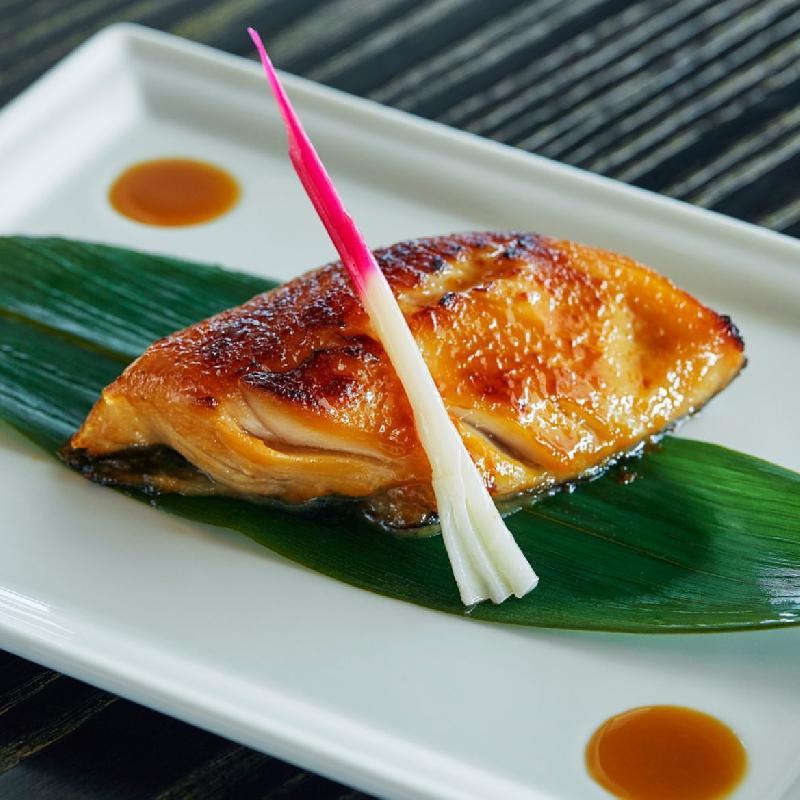 Miso Chips with Tuna or Scallop 