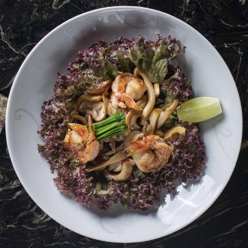 Shrimp and Lobster with Spicy Lemon Sauce