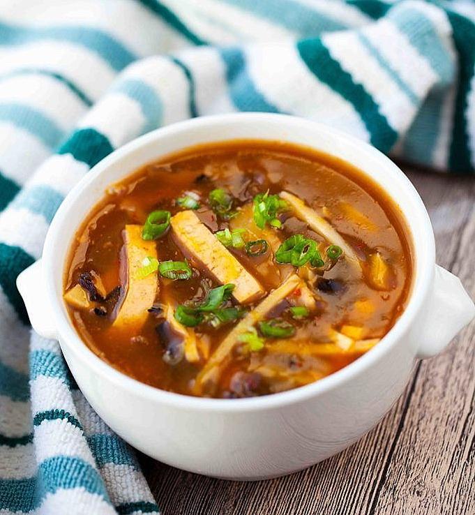 Sichuan Hot And Sour Soup With Chicken 