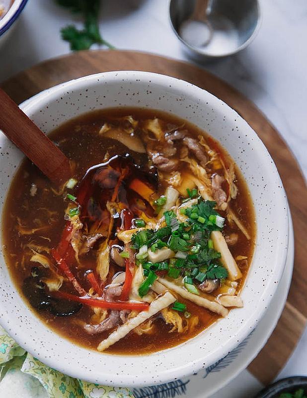 Sichuan Hot And Sour Soup With Seafood 