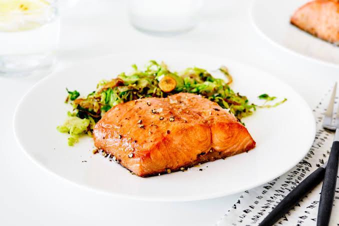 Sotted Salmon With Ginger