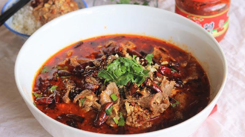 Poached Sliced Beef İn Hot Chill
