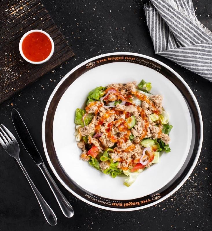 Ton balığı salatı