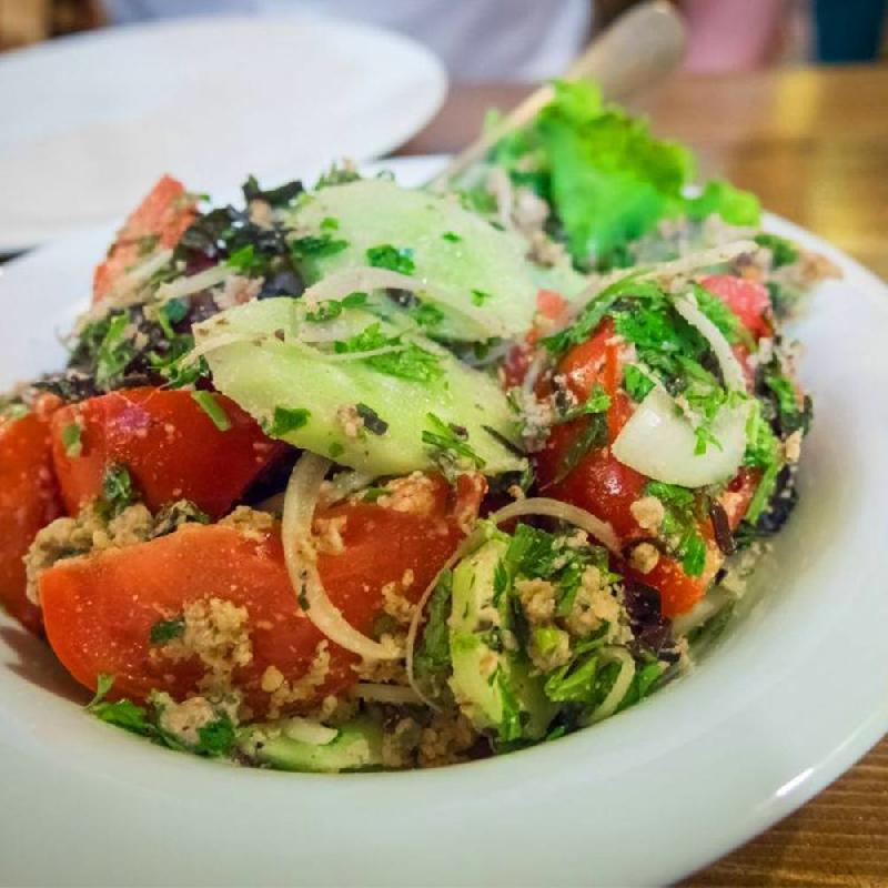 Gürcü salatı
