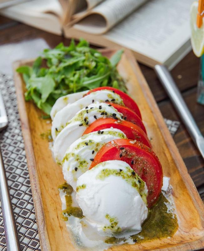 Caprecce salad