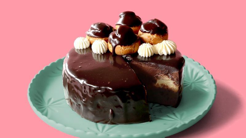 Profiterole cake