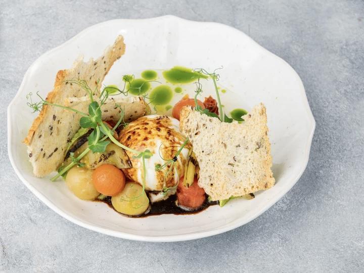 Burrata & Tomato Salad