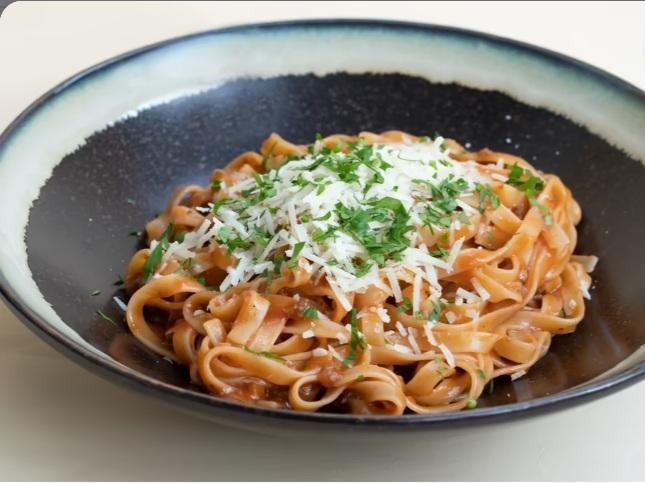 Pasta Ragu Bolognese