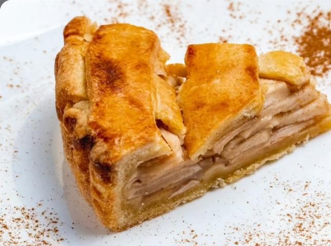Almalı piroq 