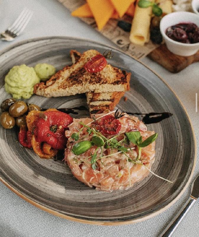 Təzə qızılbalıqdan tartar