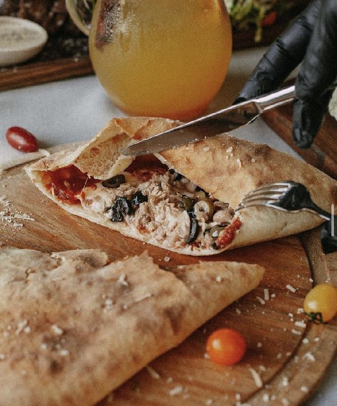 Calzone with tuna