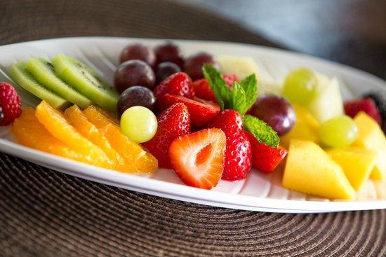 Seasonal Fruit Platter 