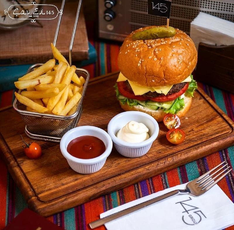 Böyük Burger Ət ilə