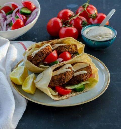 Falafel roll