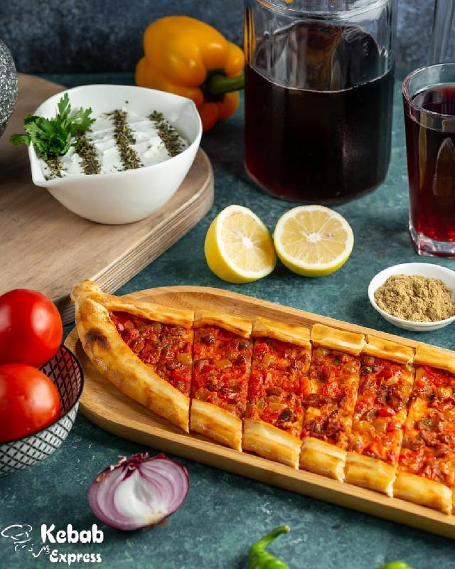sarıları qarışdırılmış pide