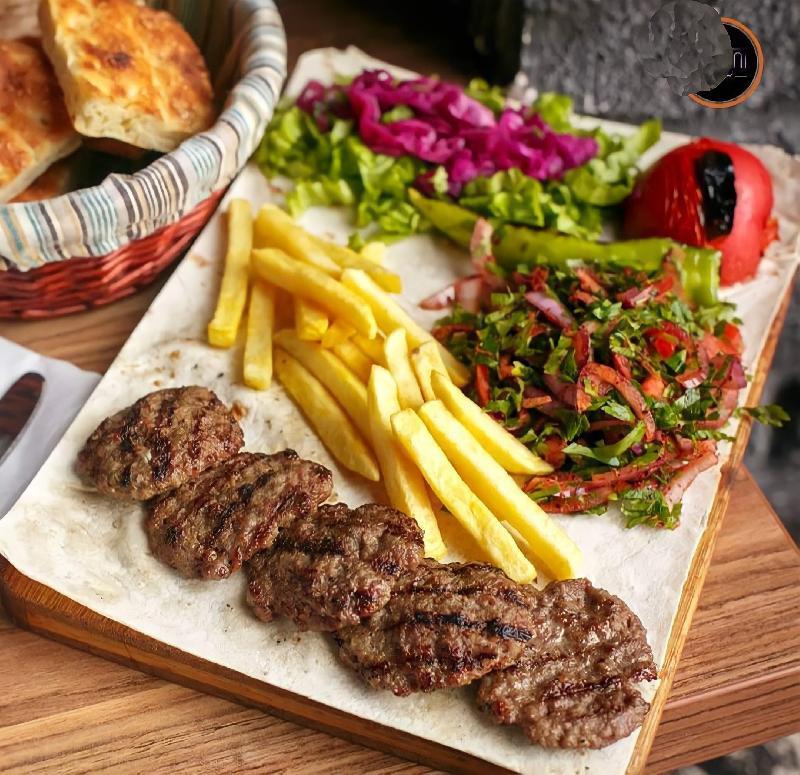 Qəssab köftə