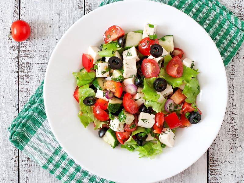 Mövsüm salatı 