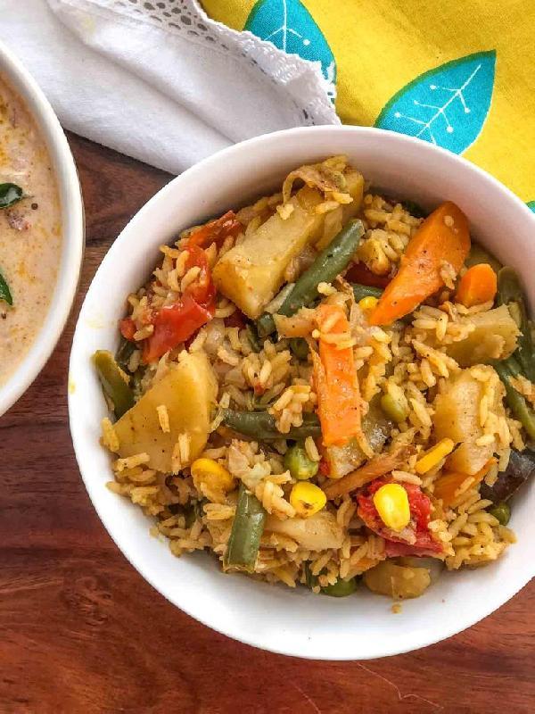 Sabzı Dum Biryani 