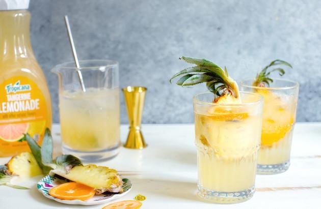Tropical collinis