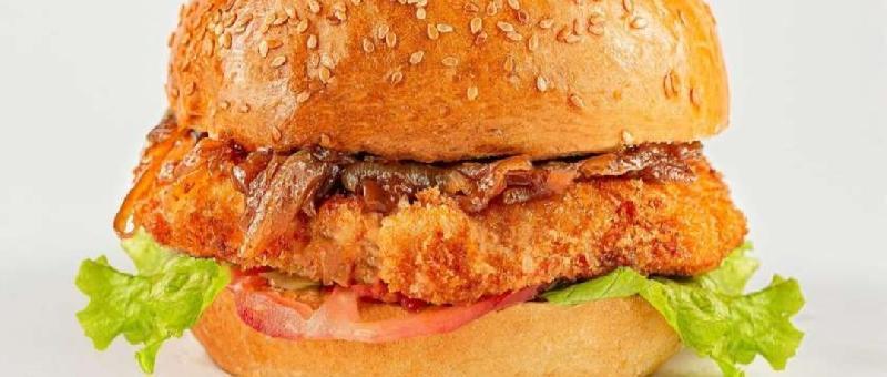 Toyuq burger 