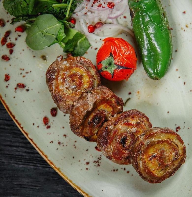 BAKU ROLLS