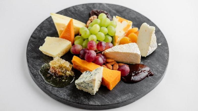 AZERBAIJANI CHESSE PLATE