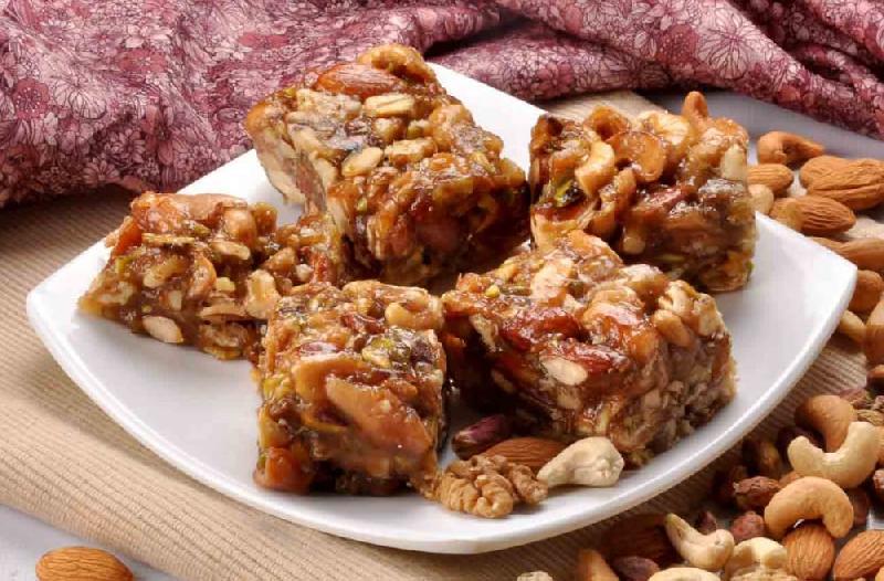 MIX DRY FRUITS AND NUTS