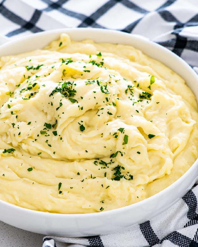 MASHED POTATOES 